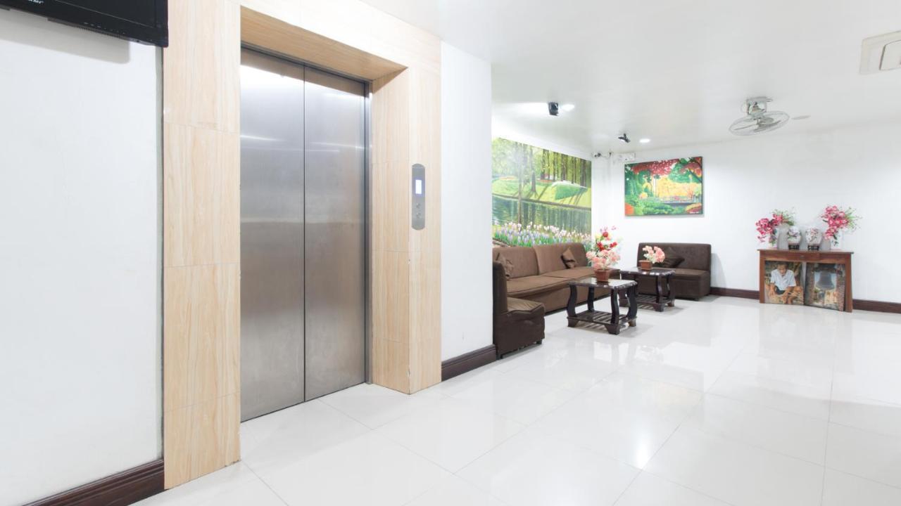 Reddoorz Plus Near Vigan City Commercial Center Exterior foto